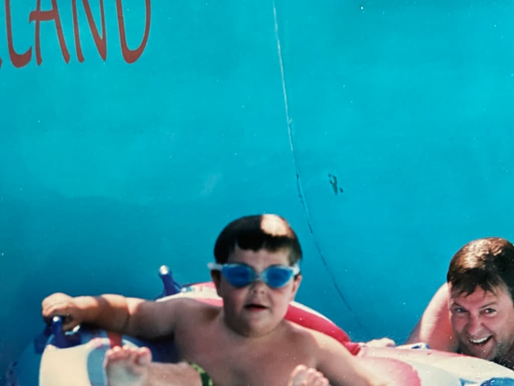 Photo of /_next/static/media/waterslide.c865e181.jpeg